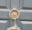 lion and plaited ring – Dover Road