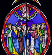 modern glass depicting Ascension (destined for Dallas) uses vesica surround