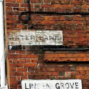 Wall lettering  –  Water Lane, former name of Linden Grove