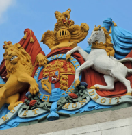 Cartouche – Royal coat of arms, Arnett House, Hawk's Lane 
