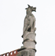 Finial – griffin, Loyds Bank, High Street 