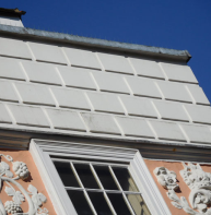Queen Elizabeth's Guest Chamber – plaster imitates rusticated masonry