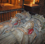 17  railings surrounding tomb of Henry IV and Joan of Navarre - around 1420s
