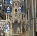 1  Archbishop's chair (in choir)