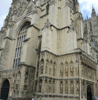 Angle buttress – Cathedral, west end