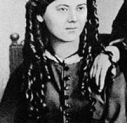 3  Laura Marx