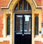pointed arch in London Road