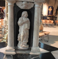 Evangelist symbol – Luke with a bull on the cathedral font