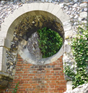 Vesica window in the cathedral precincts - view from west