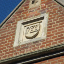 3  site of Simmons' bank