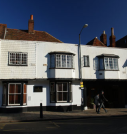 2  earlier entrance for coach horses