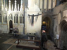 becket-altar-1